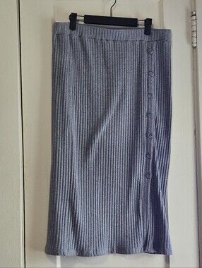 Time and Tru Ribbed Button-Front Midi Skirt - Gray